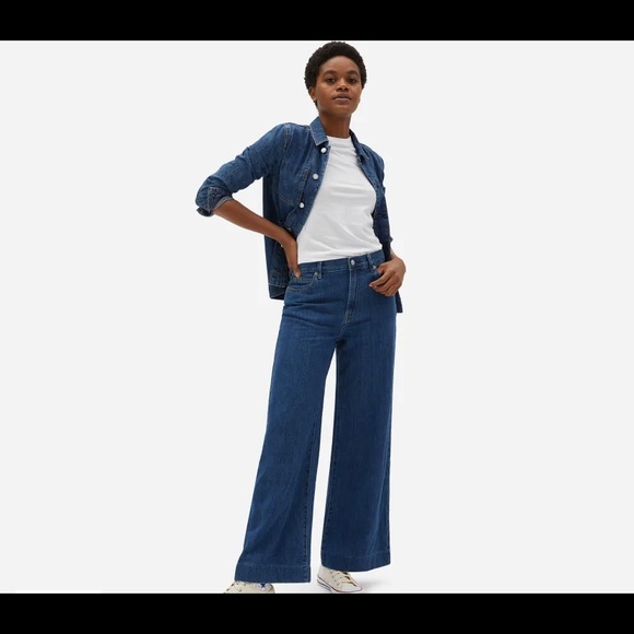 Everlane Super-Soft Wide-Leg Jean - Picture 5 of 5